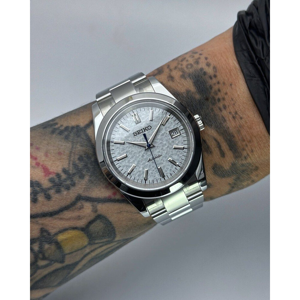 Custom Seiko Mod • Premium Silver Frost “Genbi” • 39mm